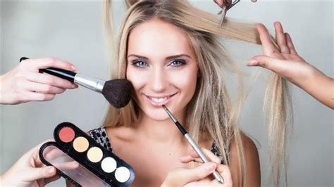 8 Saniyede Makyaj: Pratik Güzellik Tüyoları 1 8 Saniyede Makyaj: Pratik Güzellik Tüyoları