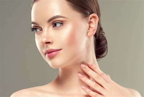 Güzelliğin Sırrını Keşfedin: Doğal Yağlar ile Yüz Temizleme Yöntemleri