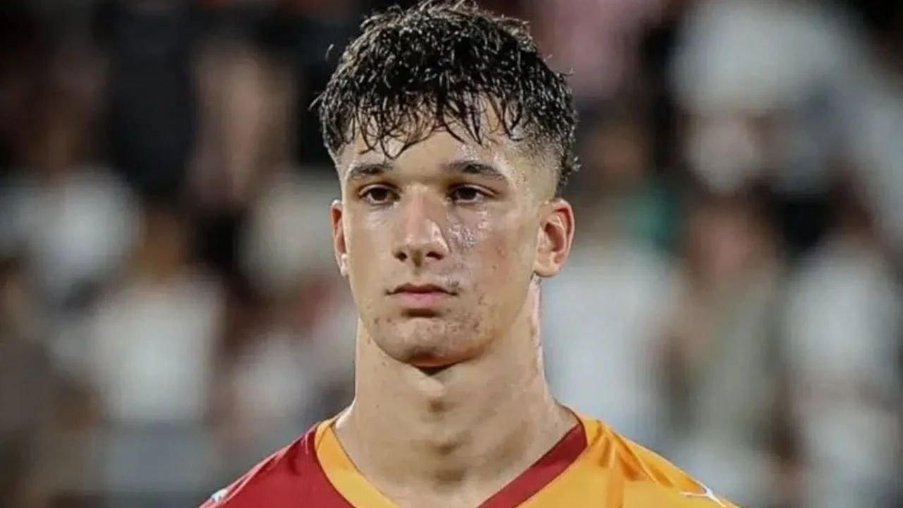 Çağrı Hakan Balta Kimdir? Genç Futbolcu Hakkında Merak Edilenler 2 Çağrı-Hakan-Balta-Hangi-Mevkide-Oynuyor?