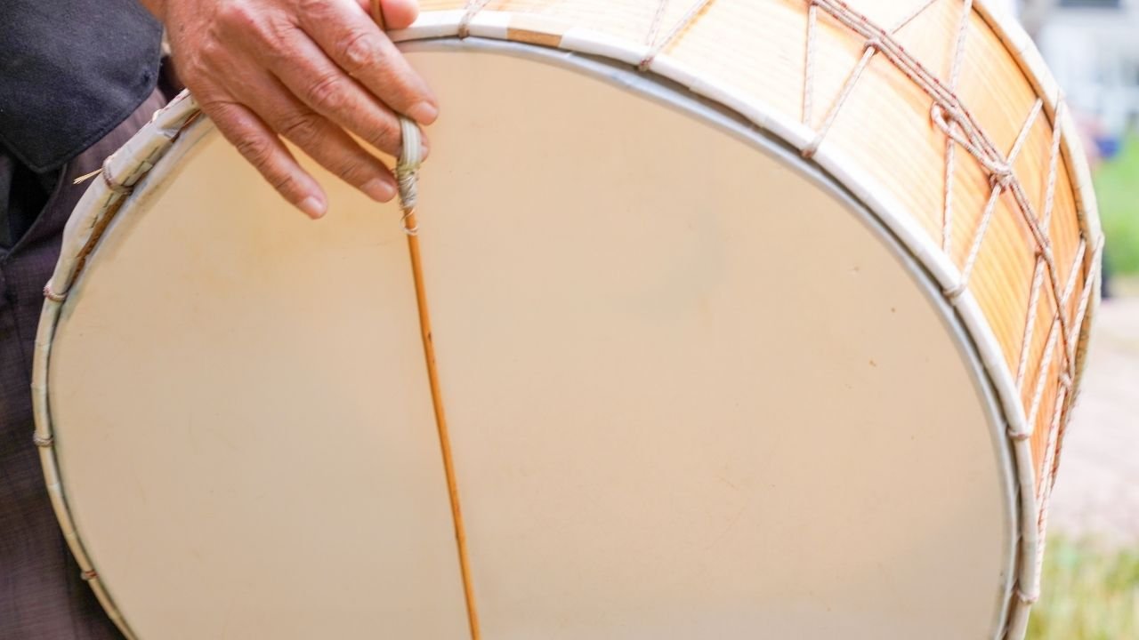 Ramazan Davulcusu Kimdir? Sahur Geleneğinin Simgesi 1 Ramazan Davulcusu Kimdir? Sahur Geleneğinin Simgesi