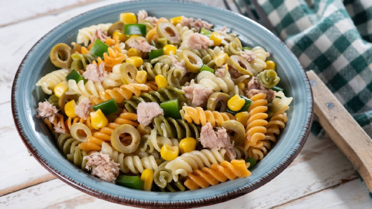 Tok Tutan 10 Farklı Diyet Salata Tarifleri 28 diyet-salata-tarifleri