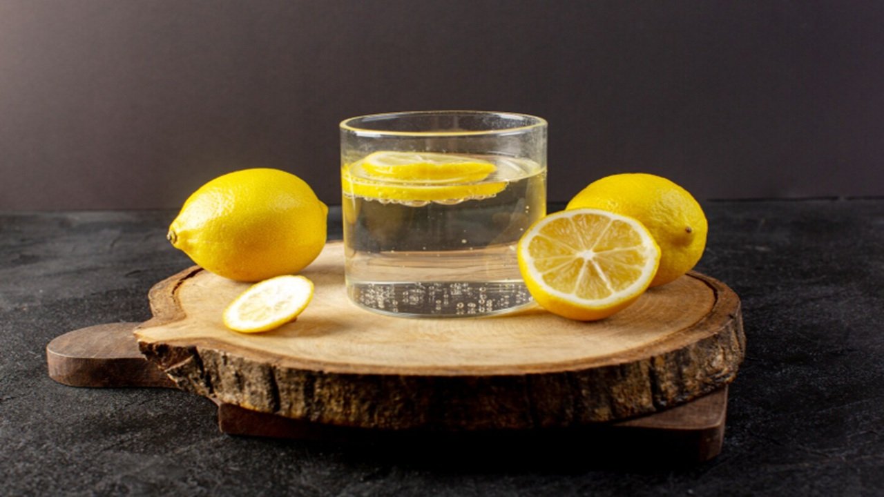 LİMONLU SUYUN FAYDALARI NELERDİR? 7 HAYATİ FAYDASI! 15 limonlu-suyun-faydalari-nelerdir-7-hayati-faydasi