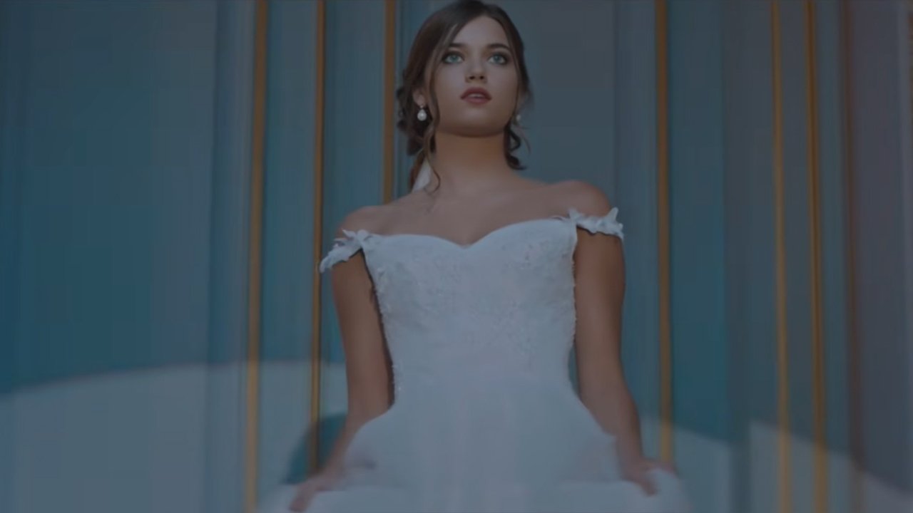 Fazilet Hanım ve Kızları Dizisi Oyuncuları Kimdir? Fazilet Hanım ve Kızları Dizisi Ne Anlatıyor? 21 fazilet-hanim-ve-kizlari-dizisi-oyunculari (3)