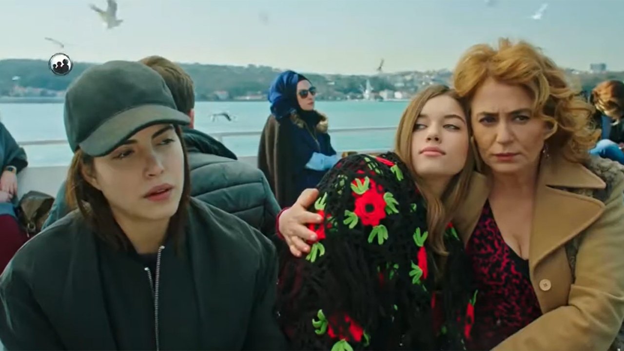 fazilet-hanim-ve-kizlari-dizisi-oyunculari (11)