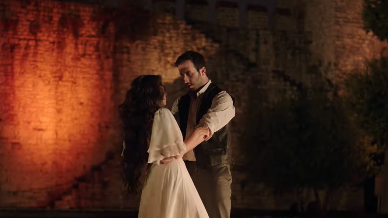 bana-masal-anlatma-filmi-oyunculari