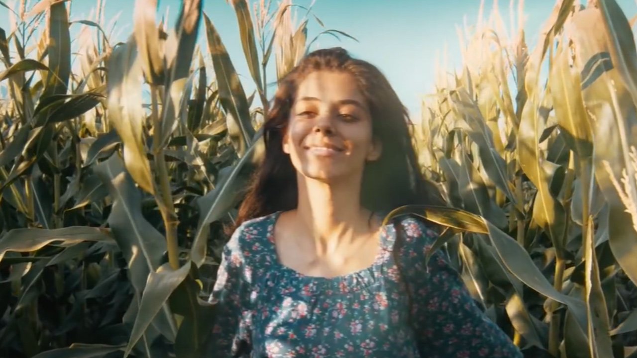 Kızım Gibi Kokuyorsun Filmi Oyuncuları Kimdir? Kızım Gibi Kokuyorsun Konusu? 29 kizim-gibi-kokuyorsun-filmi-oyunculari (7)