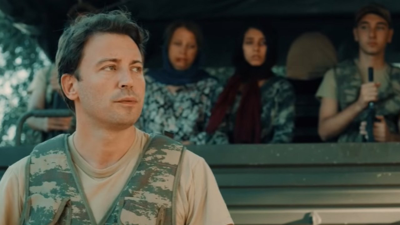 Kızım Gibi Kokuyorsun Filmi Oyuncuları Kimdir? Kızım Gibi Kokuyorsun Konusu? 21 kizim-gibi-kokuyorsun-filmi-oyunculari (7)